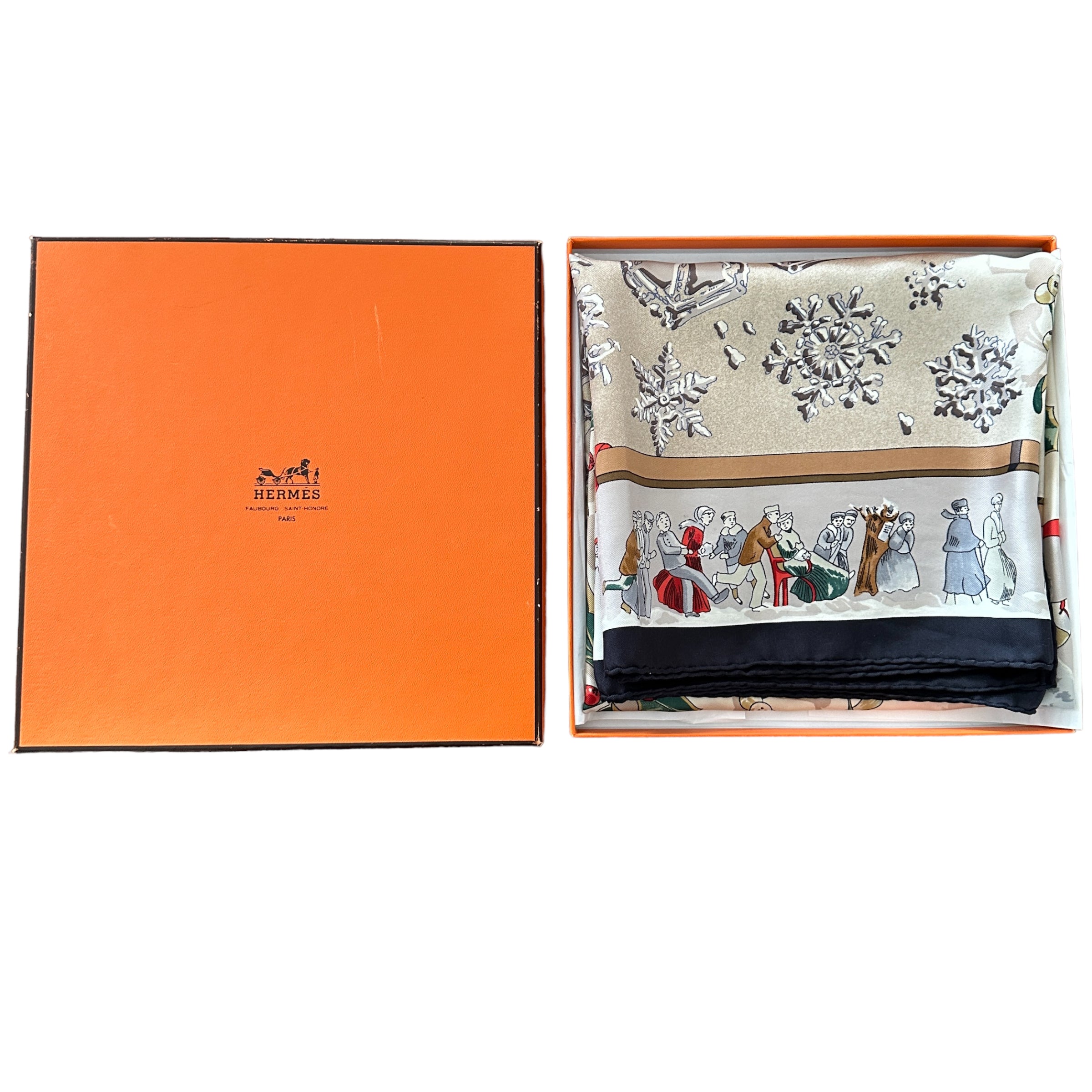 foulard-hermes-neige-d-antan-dans-sa-boite-orange