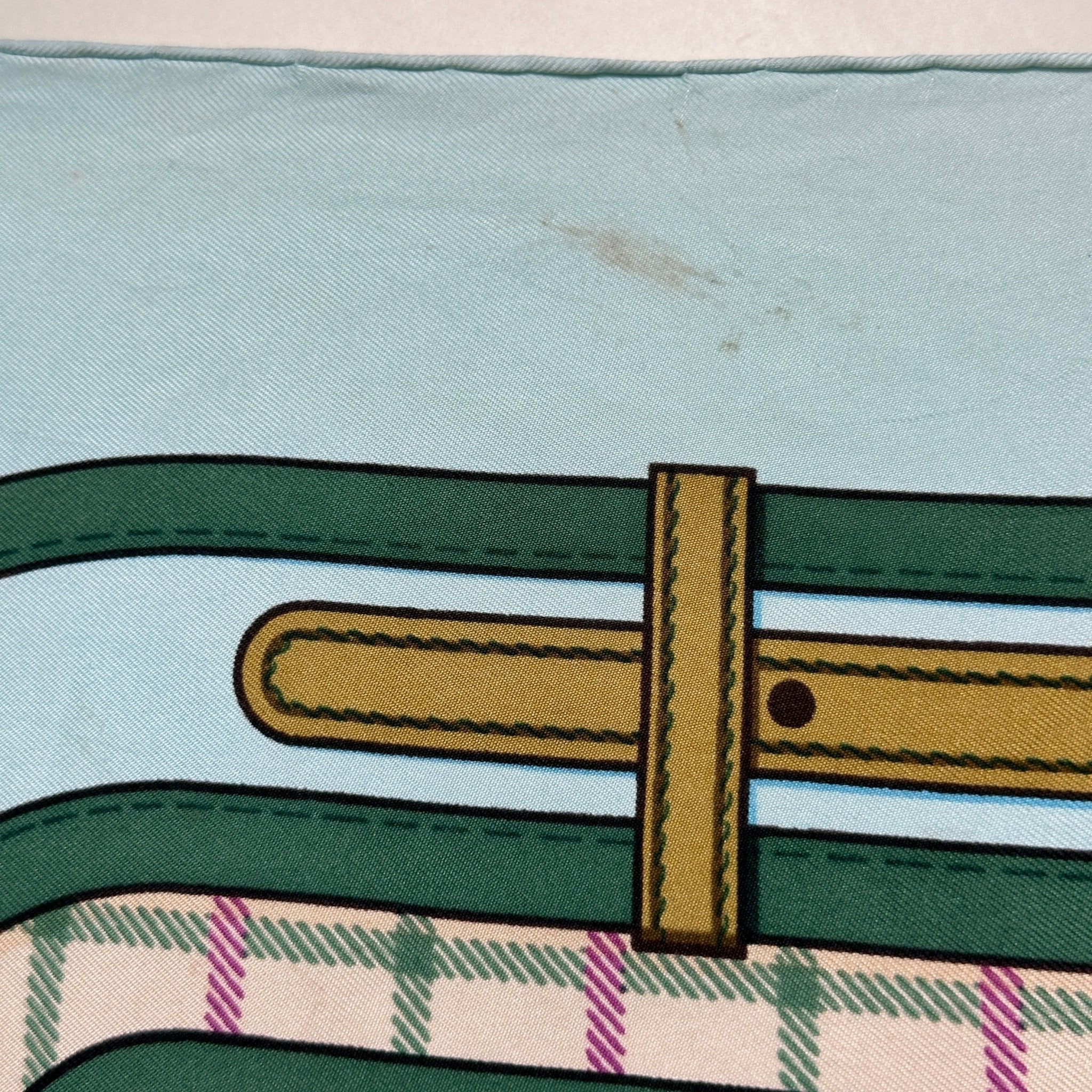 Camails - FOULARD HERMES 90 CM - Carré Society