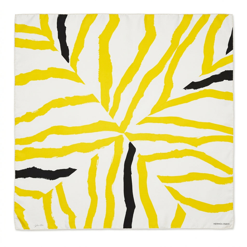 Carré Hermès Rosace János Ber 90 cm soie, vue d’ensemble, traits de pinceau jaunes et noirs sur fond blanc