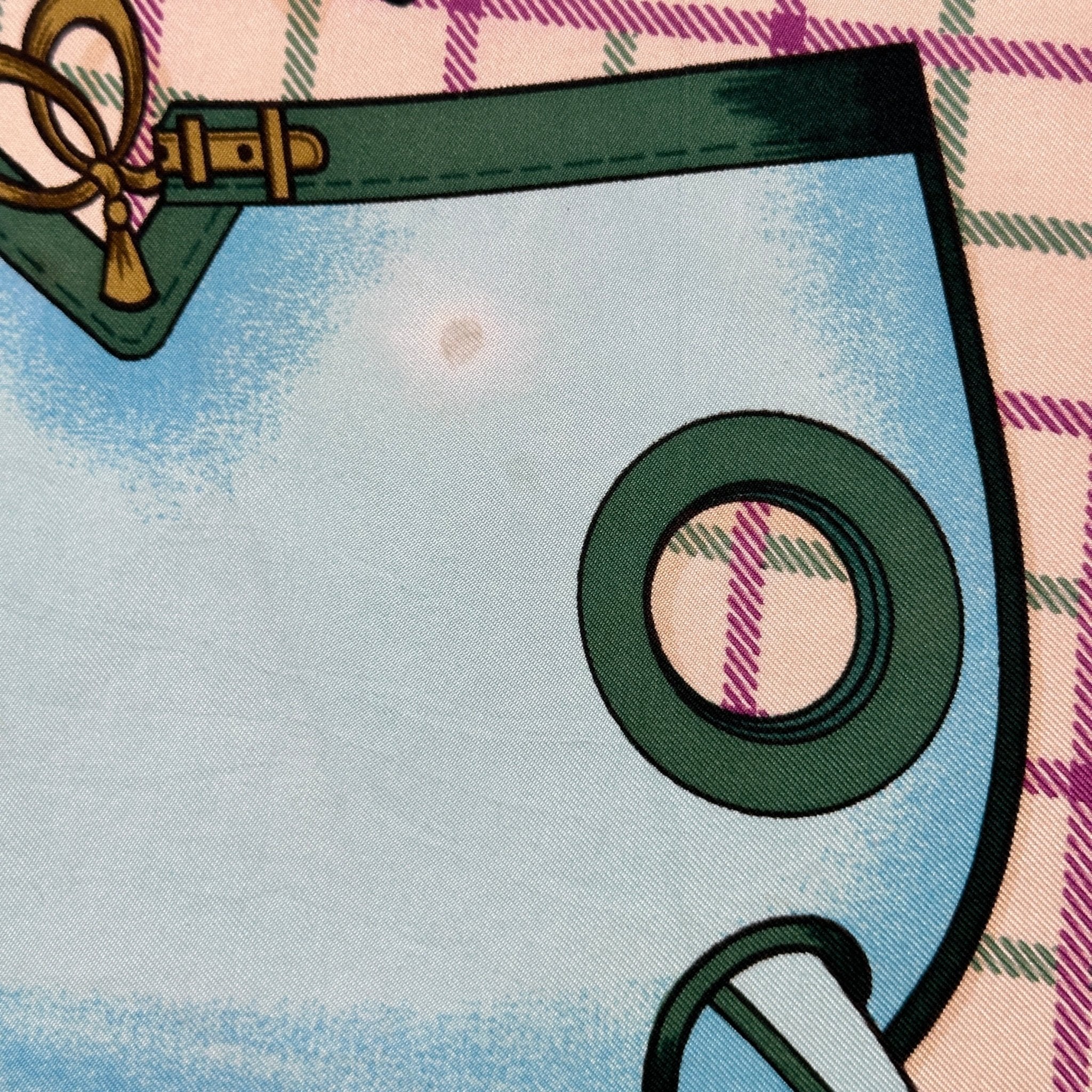 Camails - FOULARD HERMES 90 CM - Carré Society